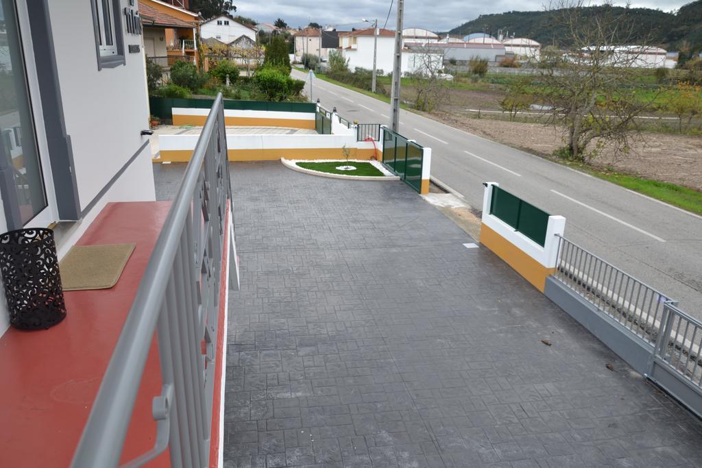 Отель Casa Do Ti Luis Лейрия Экстерьер фото